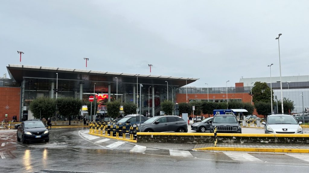 Napoli Havaalanı Ulaşımı – Şehir merkezine transfer rehberi
