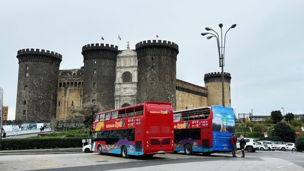 Napoli Şehir Merkezi – Ulaşım ve keşif rehberi