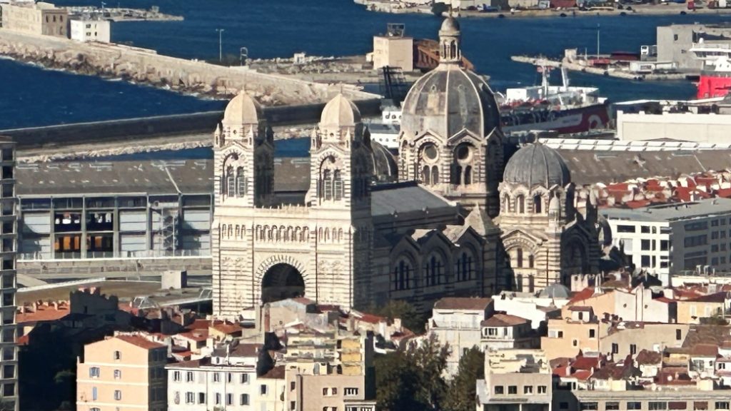 Marsilya Katedrali – Roma-Bizans tarzı mimari