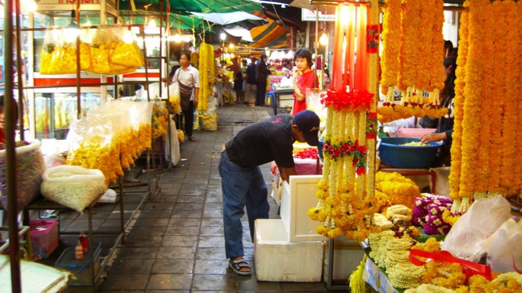 pak khlong talat bangkok Pak Khlong Talat – Bangkok Çiçek Pazarı