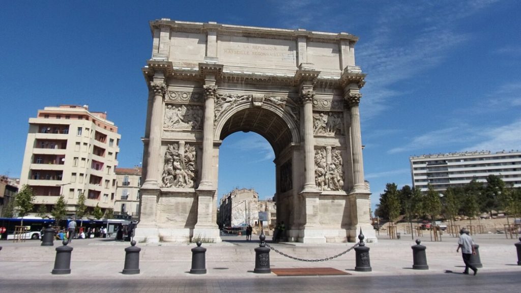 Porte d’Aix – Zafer Takı