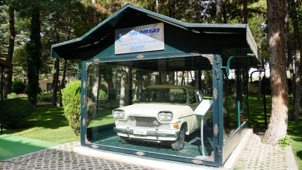 Devrim Arabaları Müzesi – Türkiye’nin ilk yerli otomobili