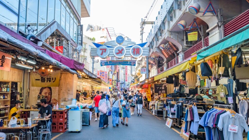 ameyoko caddesi tokyo Ameyoko – Renkli sokak pazarı