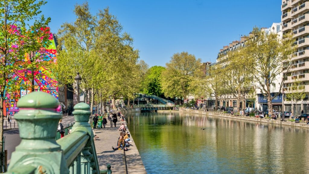 Canal Saint-Martin Çevresinde Konaklama