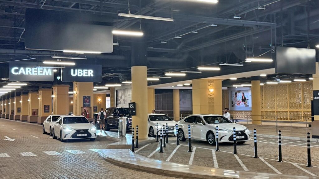 Dubai Havalimanı Uygulama Tabanlı Ulaşım