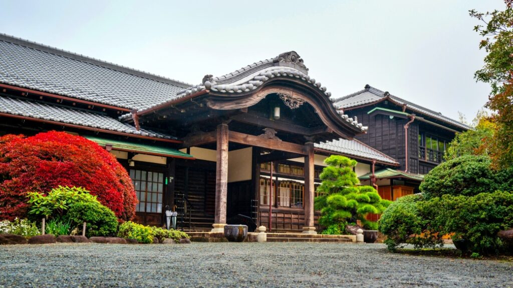gotokuji temple tokyo Gotokuji Temple – Şans getiren kedi heykelleri