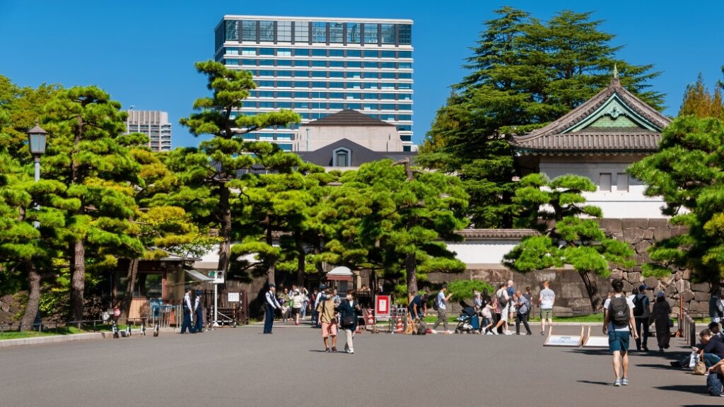 imperial palace east gardens tokyo İmparatorluk Sarayı Doğu Bahçeleri – Tarihi duvarların ardında huzur