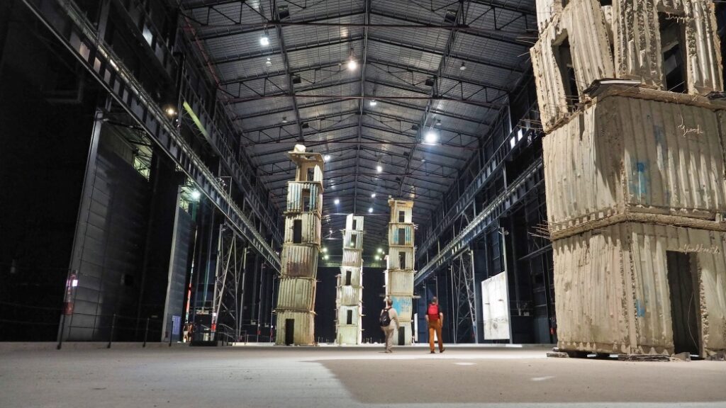 pirelli hangar bicocca milano Pirelli Hangar Bicocca – Dev enstalasyonların sahnesi