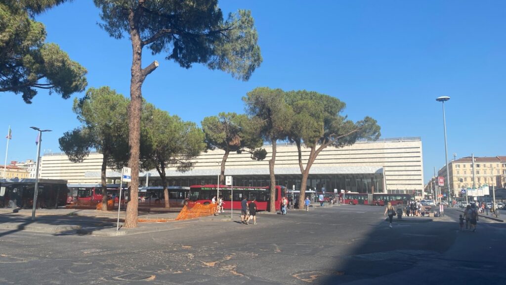 Termini ve Esquilino Bölgesi Konaklama Rehberi