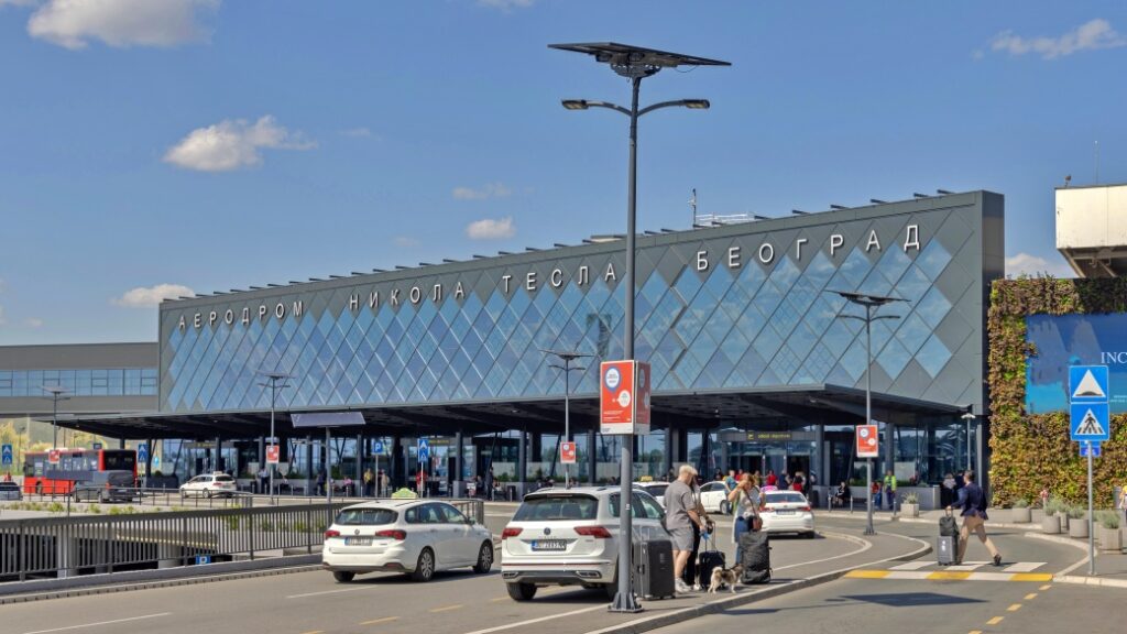 belgrad nikola tesla havalimani ulasim Belgrad Nikola Tesla Havalimanı Ulaşım Alanı