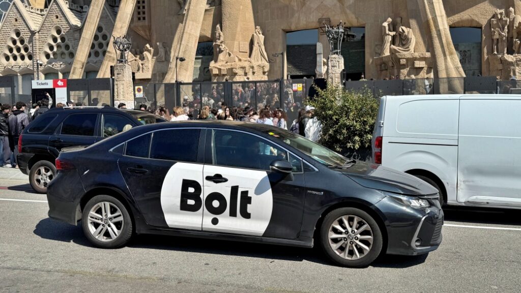 Barselona Havalimanı Uber ve Bolt Hizmeti