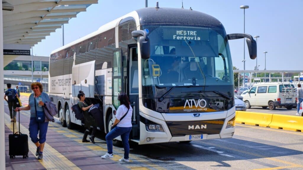 ATVO Airport Express Otobüsü ile Venedik Ulaşımı