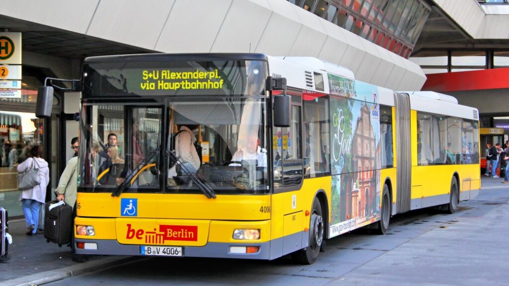 Berlin Havalimanı Belediye Otobüsleri