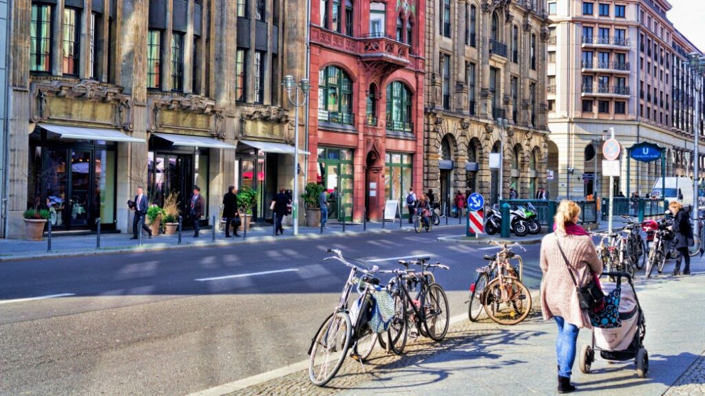 Friedrichstraße – Berlin’in Şık Caddesi