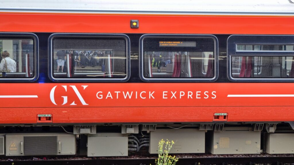 Gatwick Express ve Thameslink Tren Ulaşımı