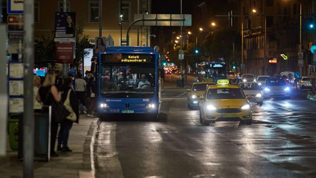 Budapeşte’de Gece Otobüsleri ile Havalimanı Ulaşımı