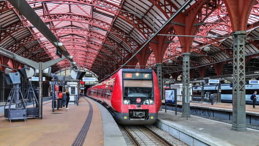 Kopenhag Havalimanı Tren Ulaşımı