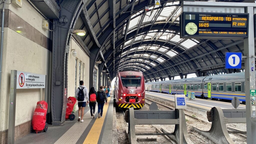 Malpensa Express Tren ile Şehir Merkezine Ulaşım
