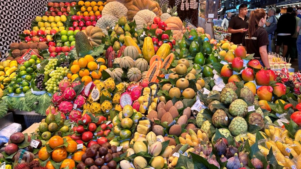 La Boqueria Pazarı – Lezzetli bir mola noktası