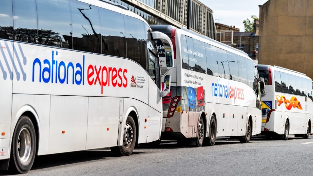 Heathrow Otobüs ve Shuttle Ulaşımı