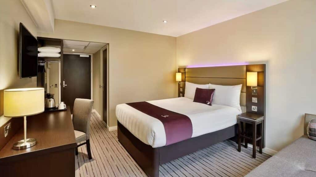 Premier Inn County Hall otel görünümü