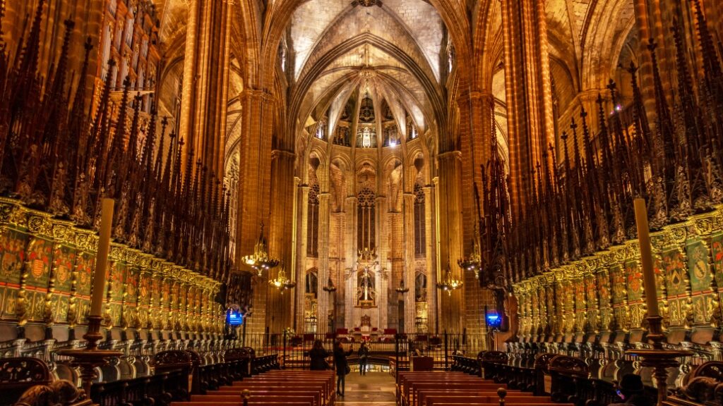 Santa Maria del Pi – Gotik sadeliğin zarafeti