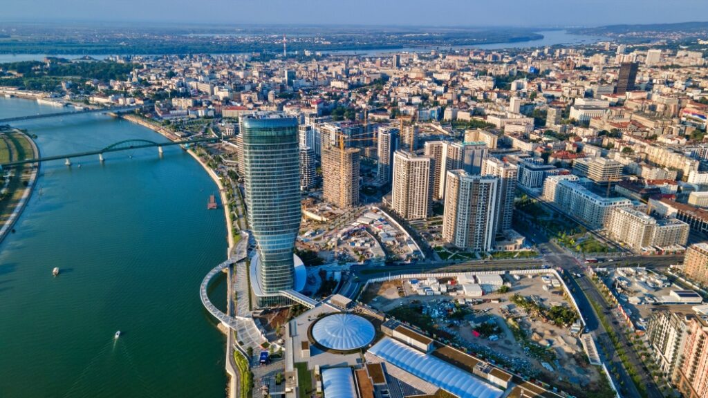 Savamala bölgesinde konaklama ve şehir hayatı