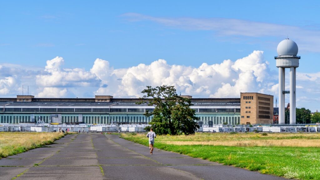 Tempelhofer Feld – Eski Havalimanı, Yeni Park