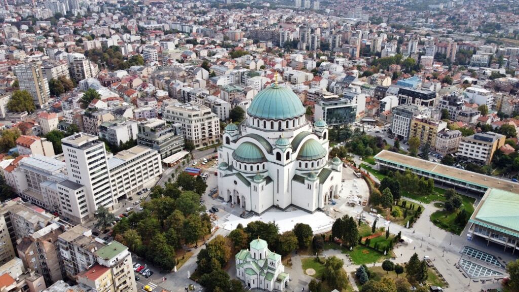Vracar bölgesinde konaklama ve düzenli şehir yapısı