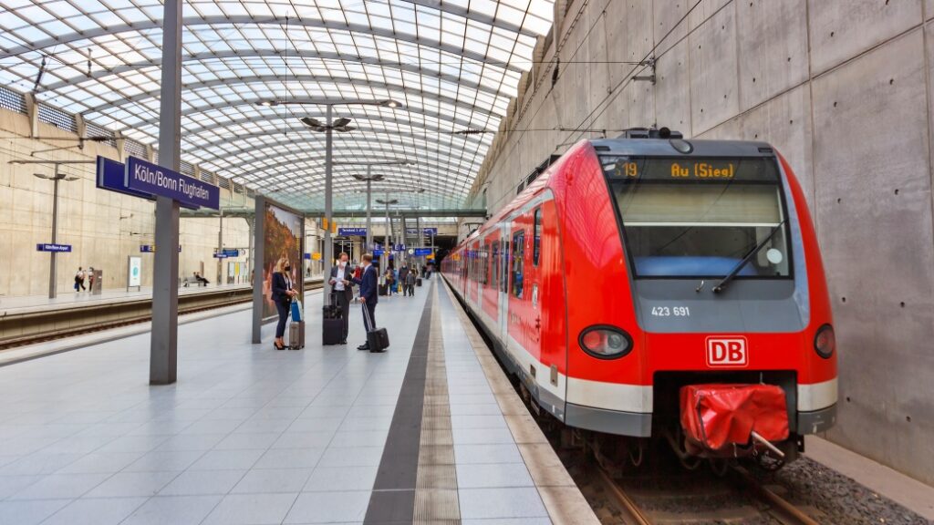 s bahn tren koln havalimani Köln Havalimanı S-Bahn Tren Ulaşımı