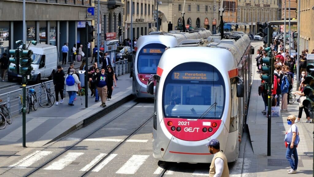 Floransa Havalimanı Tramvay Ulaşımı