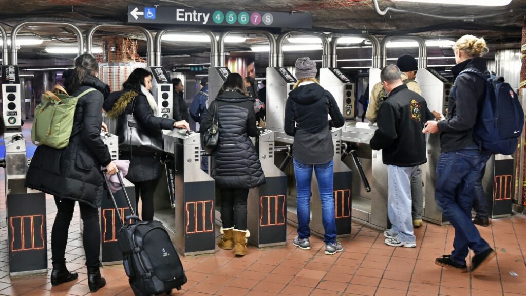 New York'ta Toplu Taşıma Kartları Havaalanı Ulaşımında Geçerli mi?