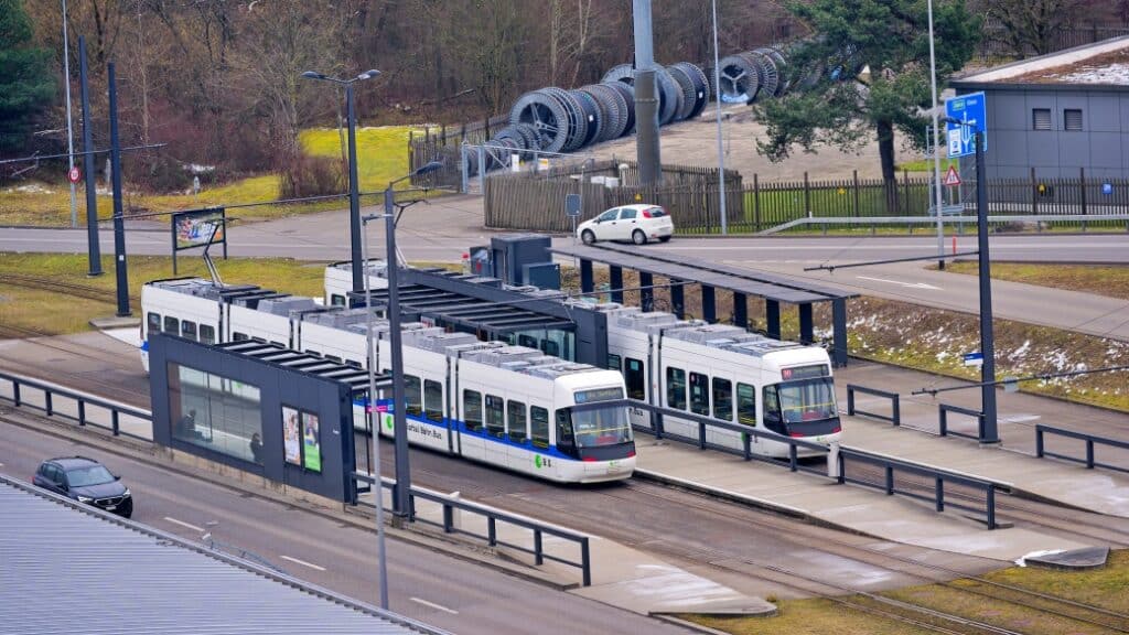 Zürih Havalimanı Tramvay Hattı